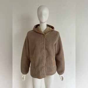 NWOT Faux Sherpa Shearling Jacket Women's One Size Long Sleeve Pockets Hooded